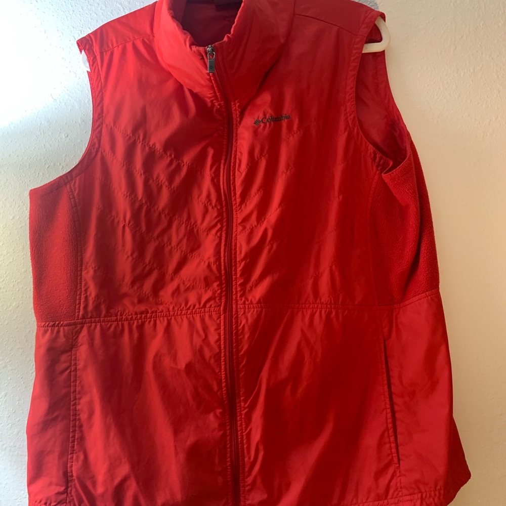 Columbia Vibrant Red Outdoor Vest, 1X